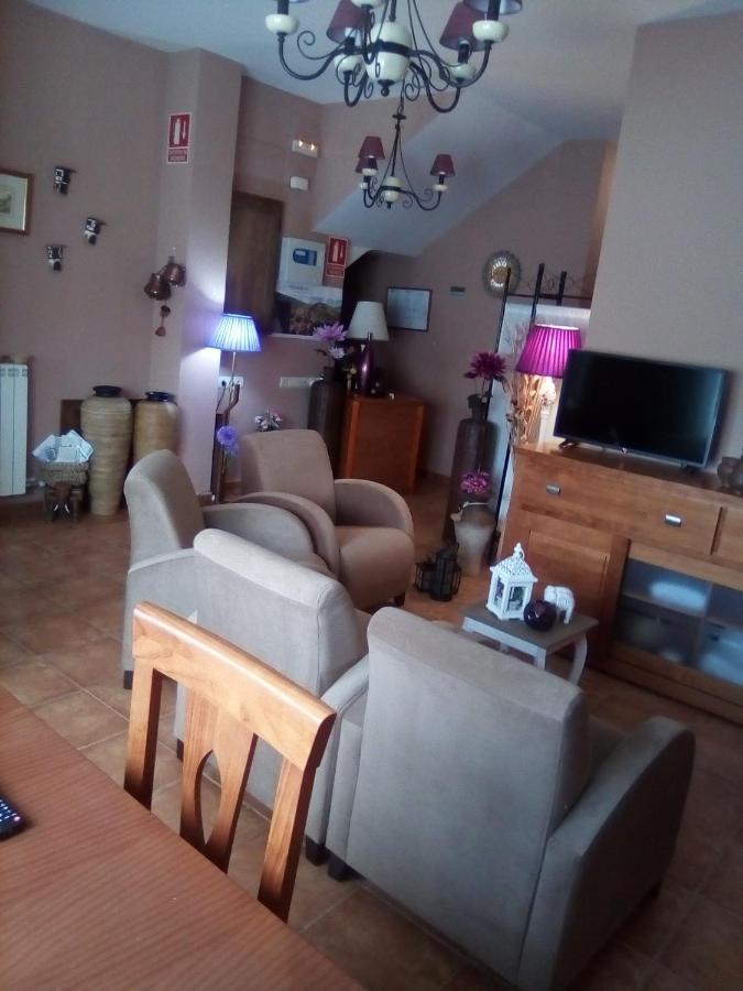 Hostal Sol De La Vega Albarracín Extérieur photo